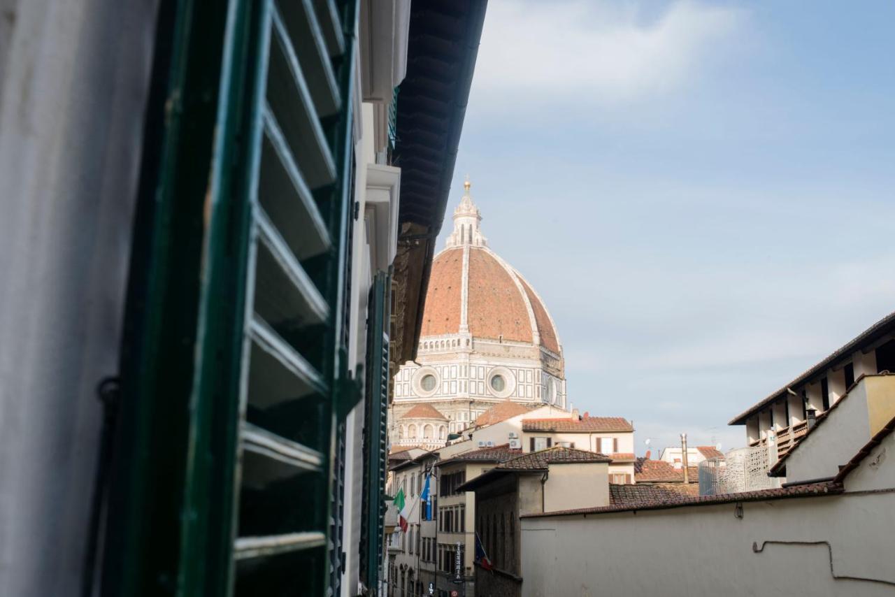 Oblate Exclusive View * Florencia